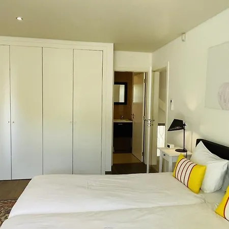 By Check-in Portugal