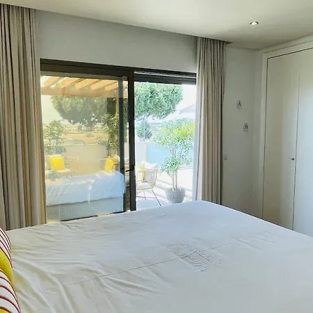 By Check-in Portugal Villa *