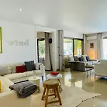 Villa - Private Pool - 10 Guests -