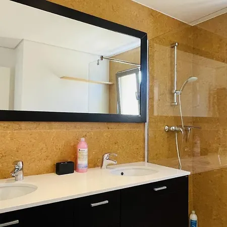 By Check-in Portugal *