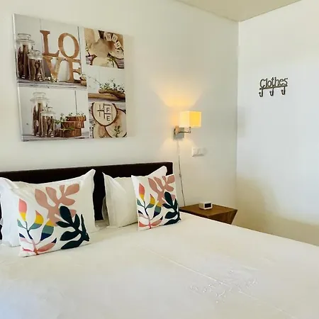 By Check-in Portugal Villa *