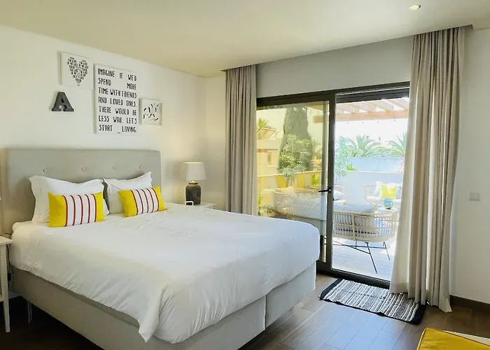 Praia - Private Pool - 10 Guests - Albufeira Villa