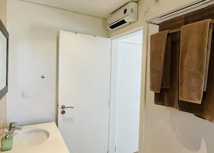 By Check-in Portugal *