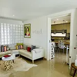 Villa - Private Pool - 10 Guests - *